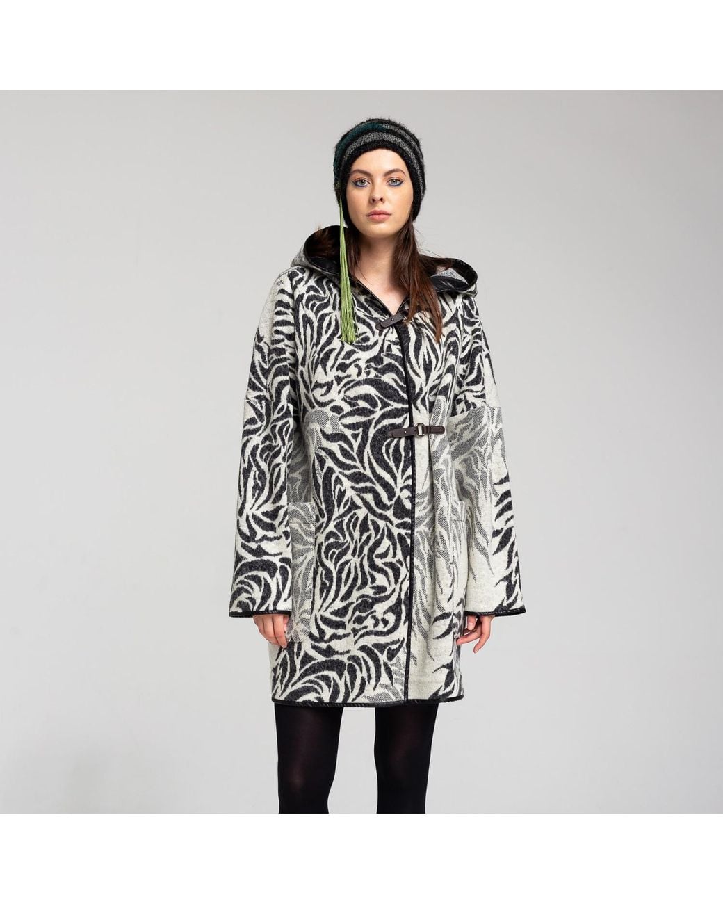 ARTISTA Black Tiger Little Coat