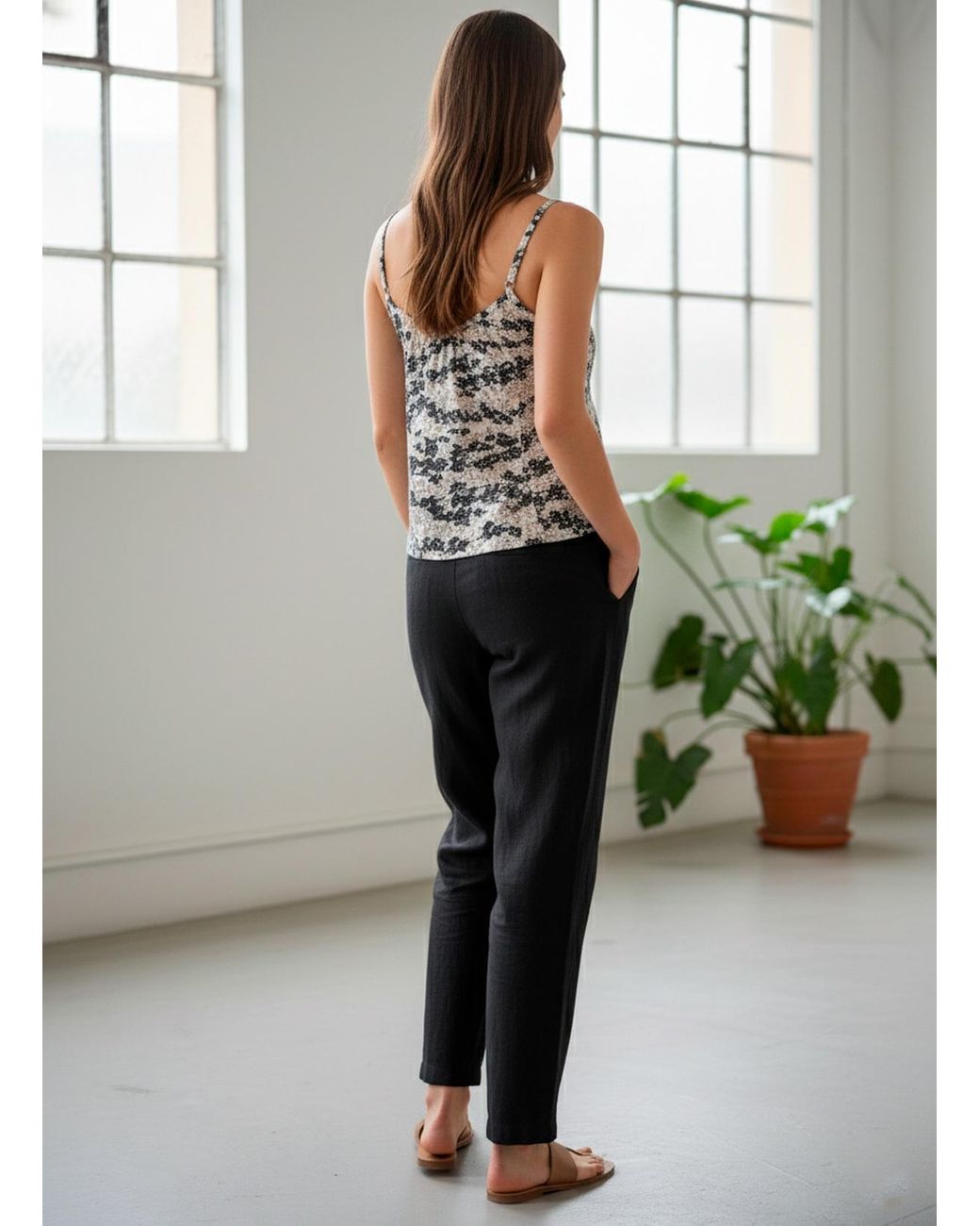 Conquista Brown Floral Peplum Camisole Top – Feminine, Modern, Perfect For Warm-Weather Styling