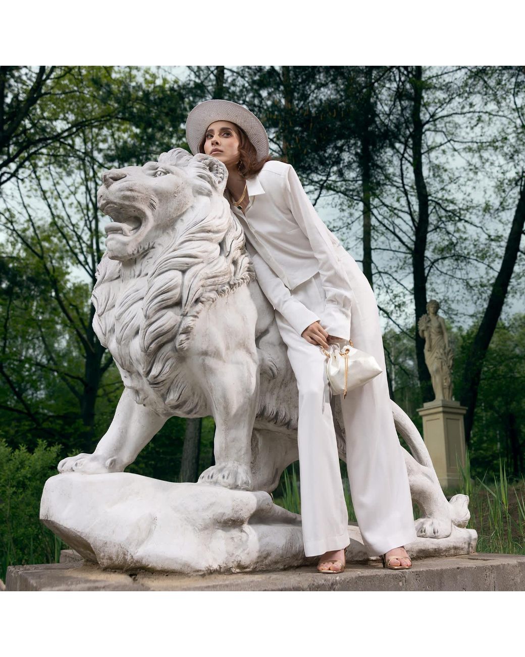 Mandragora White Naia Trousers