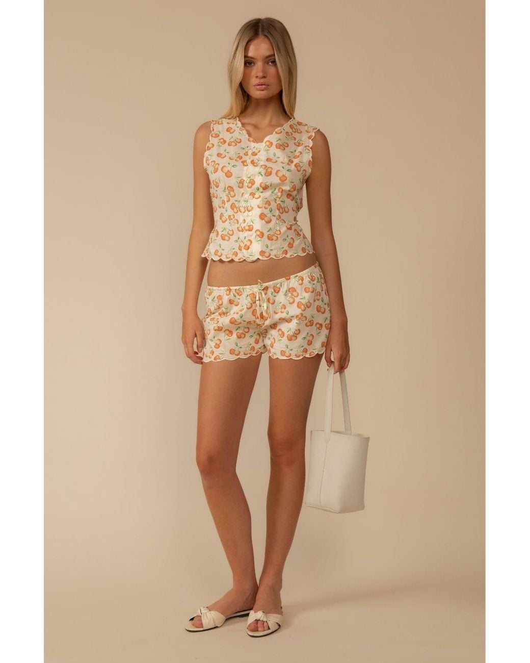 Montce White Cherry Sherbet Scalloped Vest