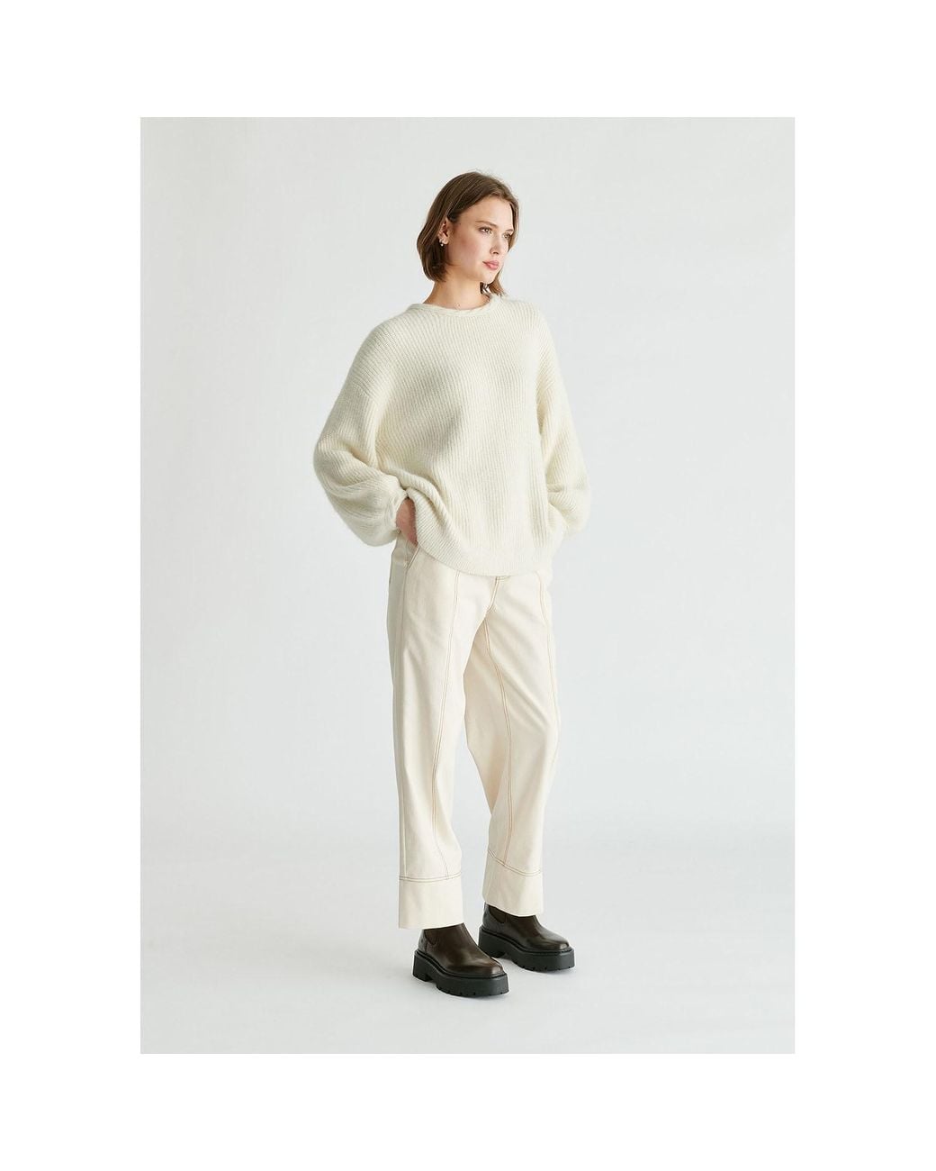 Paisie White Balloon Sleeves Jumper With Cable Details