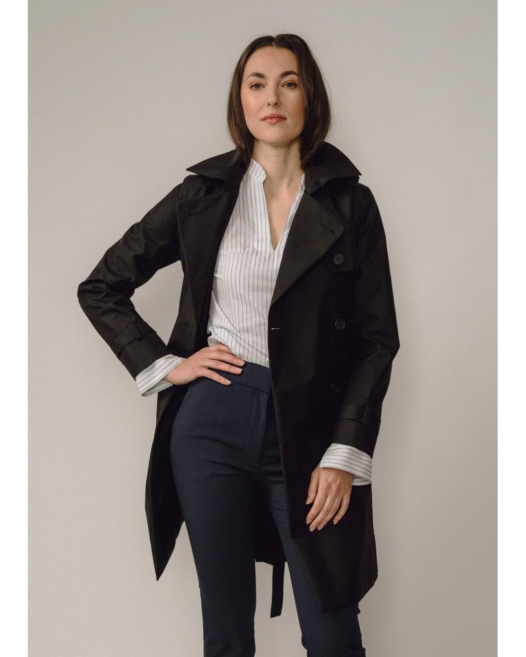 BEIRA Black Frida Waterproof Raincoat –