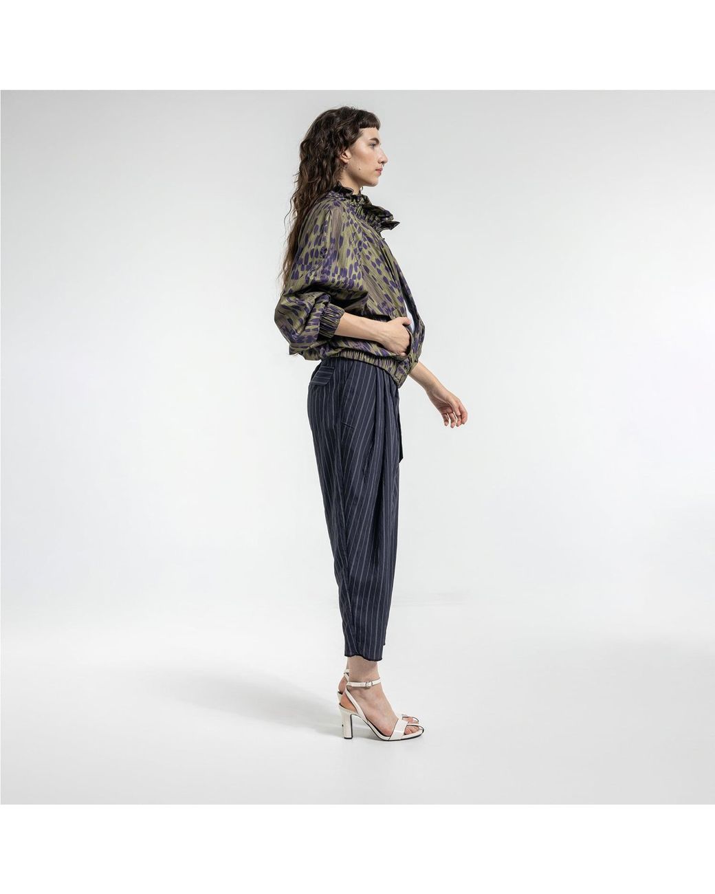 ARTISTA Gray Breath Printed Zipped Jacket