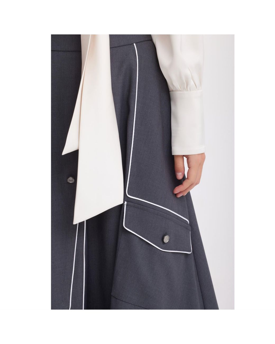 Julia Allert Blue Tailored Asymmetrical Midi Skirt – Dark
