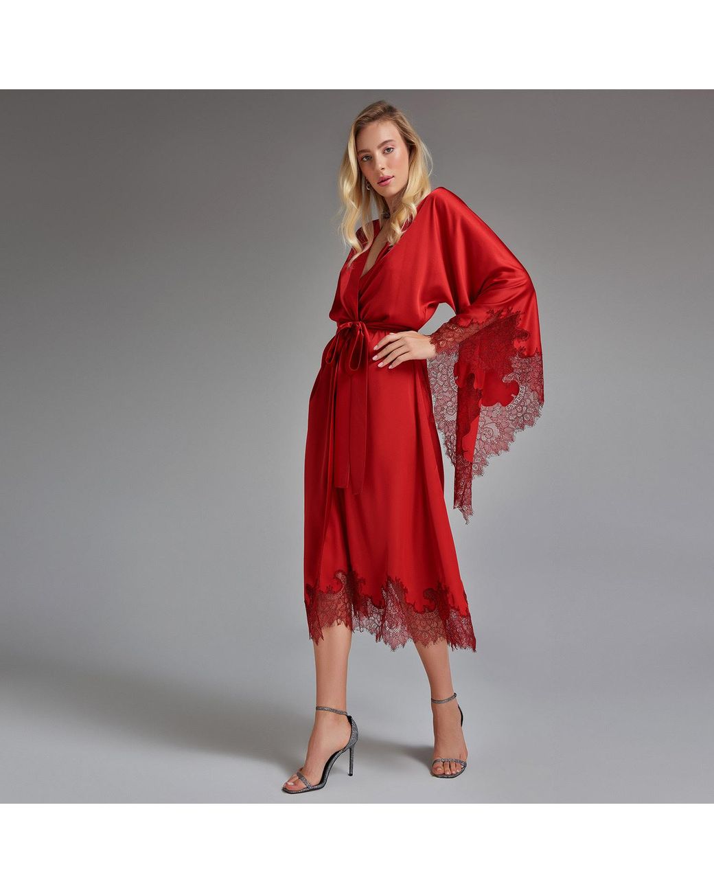 Avenue 8 Red Lace Maxi Silk Robe
