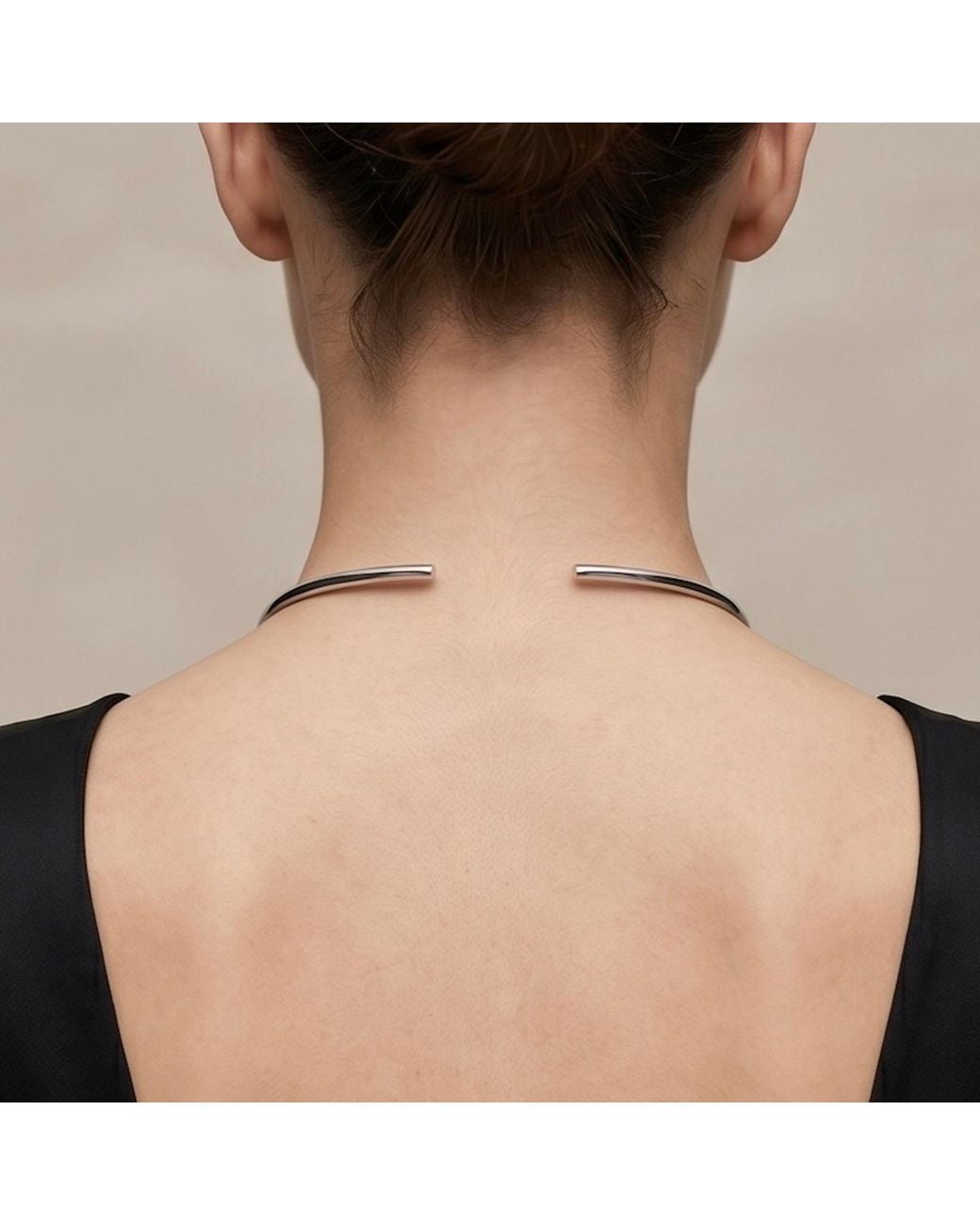 Divine Aria Metallic Choker Necklace