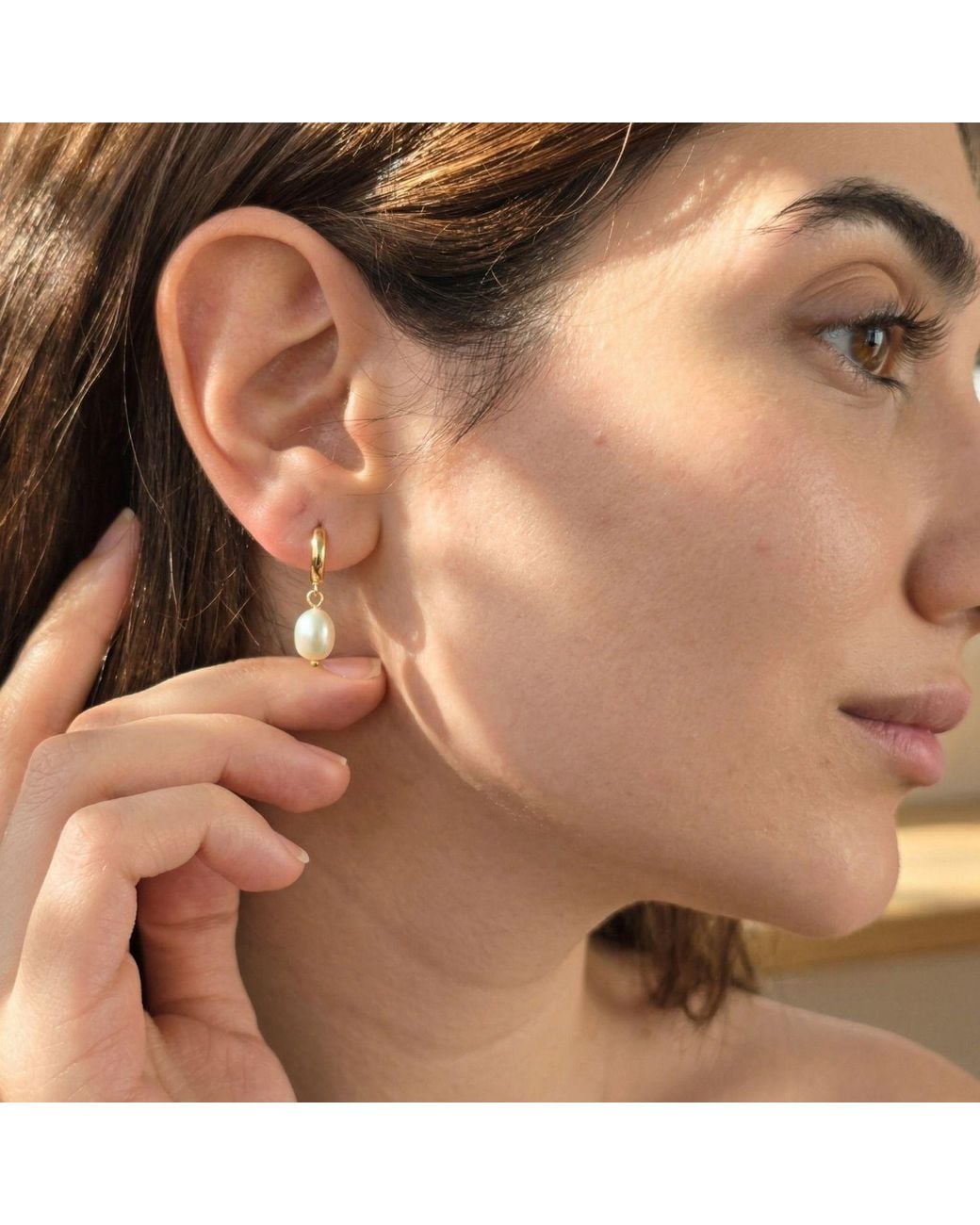 Sophelia Metallic Vermeil Pearl Mini Hoop Huggie Round Hoop Earrings