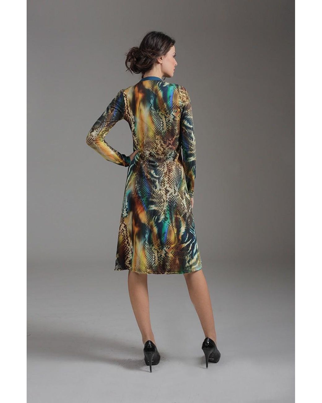 Conquista Green Long Sleeve Faux Wrap Animal Print Midi Dress