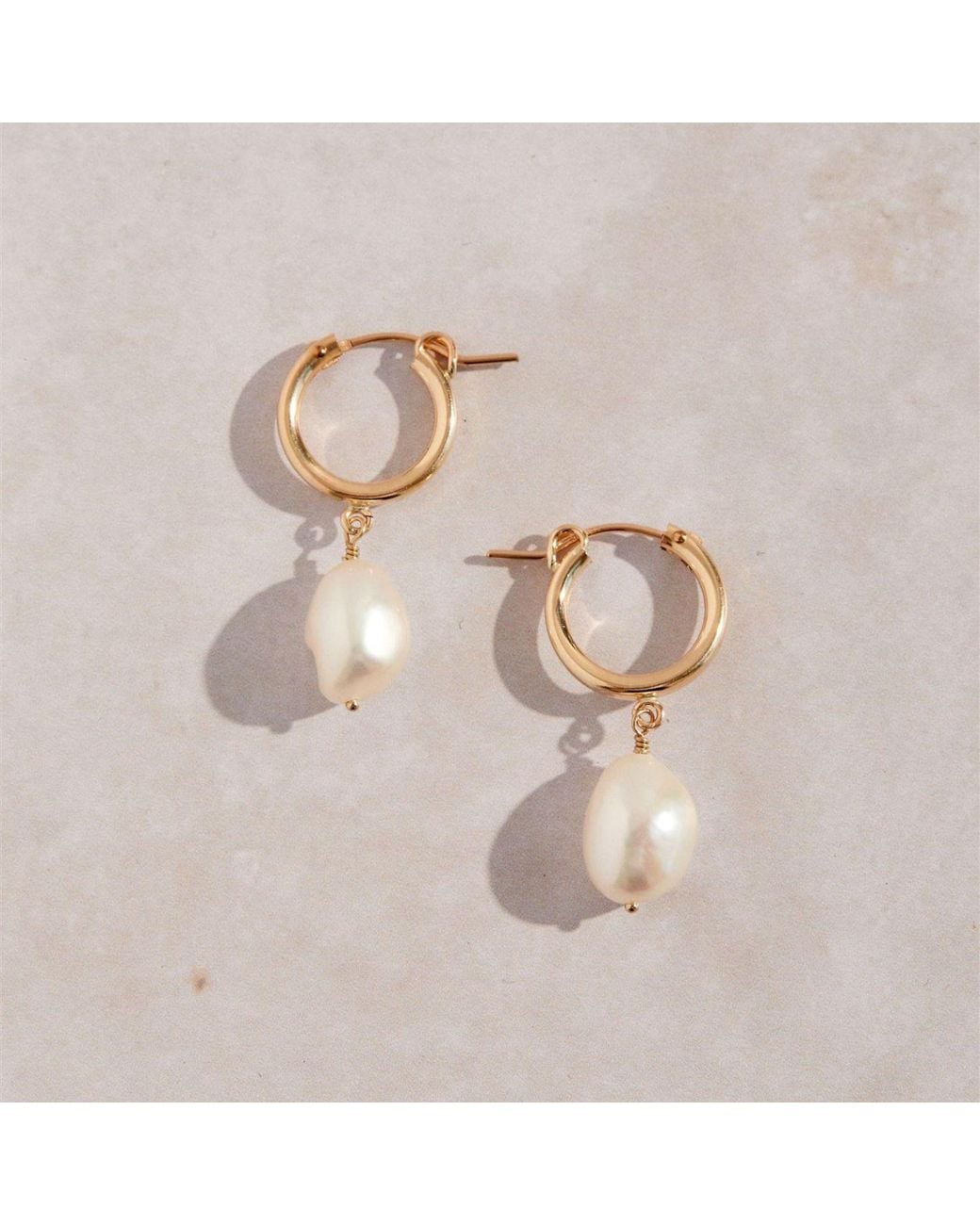 SET & STONES Metallic Adelle Hoops
