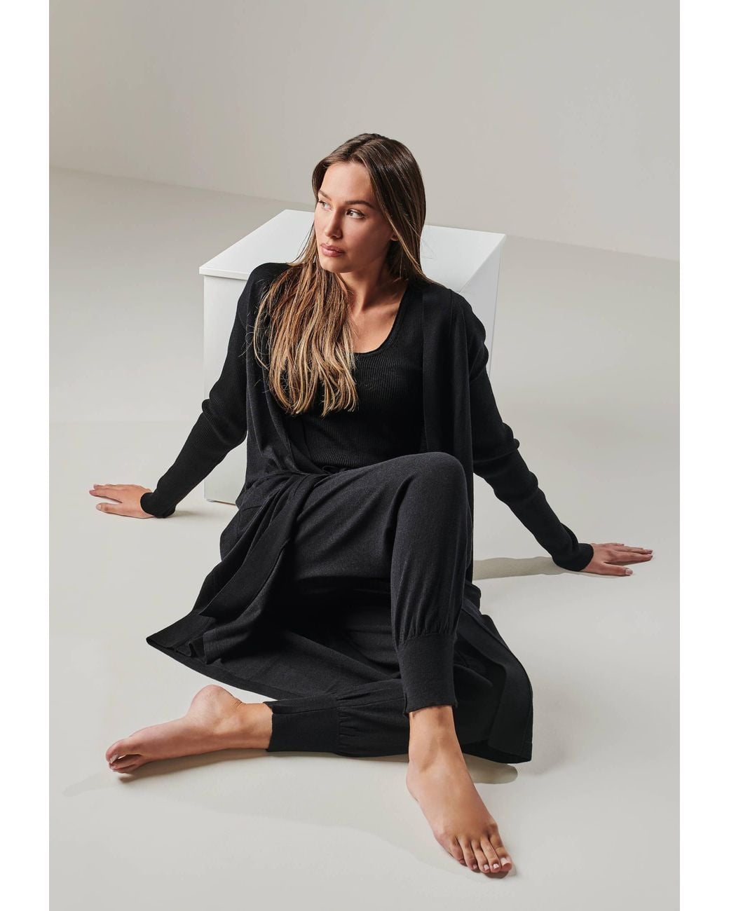 YOU LOOK PERFECT Black Cardigan Blossom, Long Merino Cardigan With Pockets