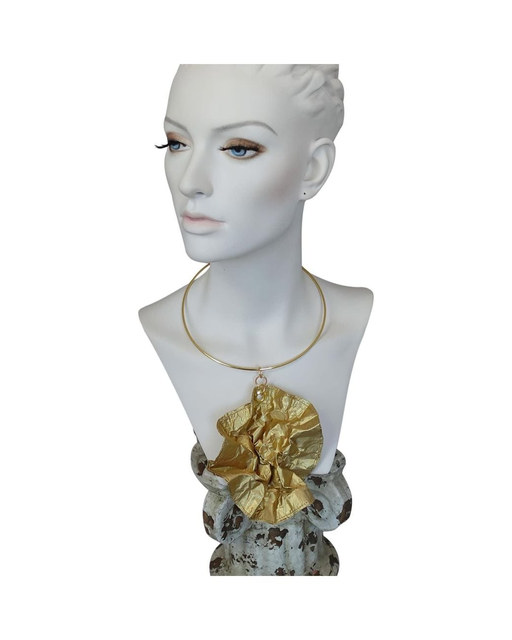 Romer Millinery Green Morphy Metallic Silk Large Disc Choker
