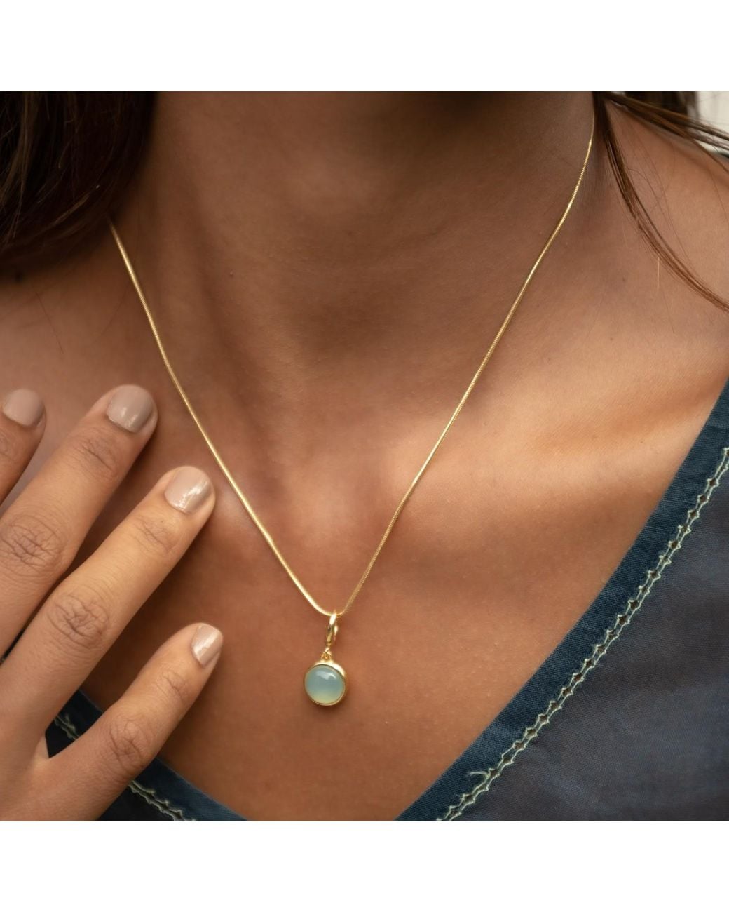 Lily Charmed Metallic Plated Agate Healing Stone Necklace With Round Snake Chain