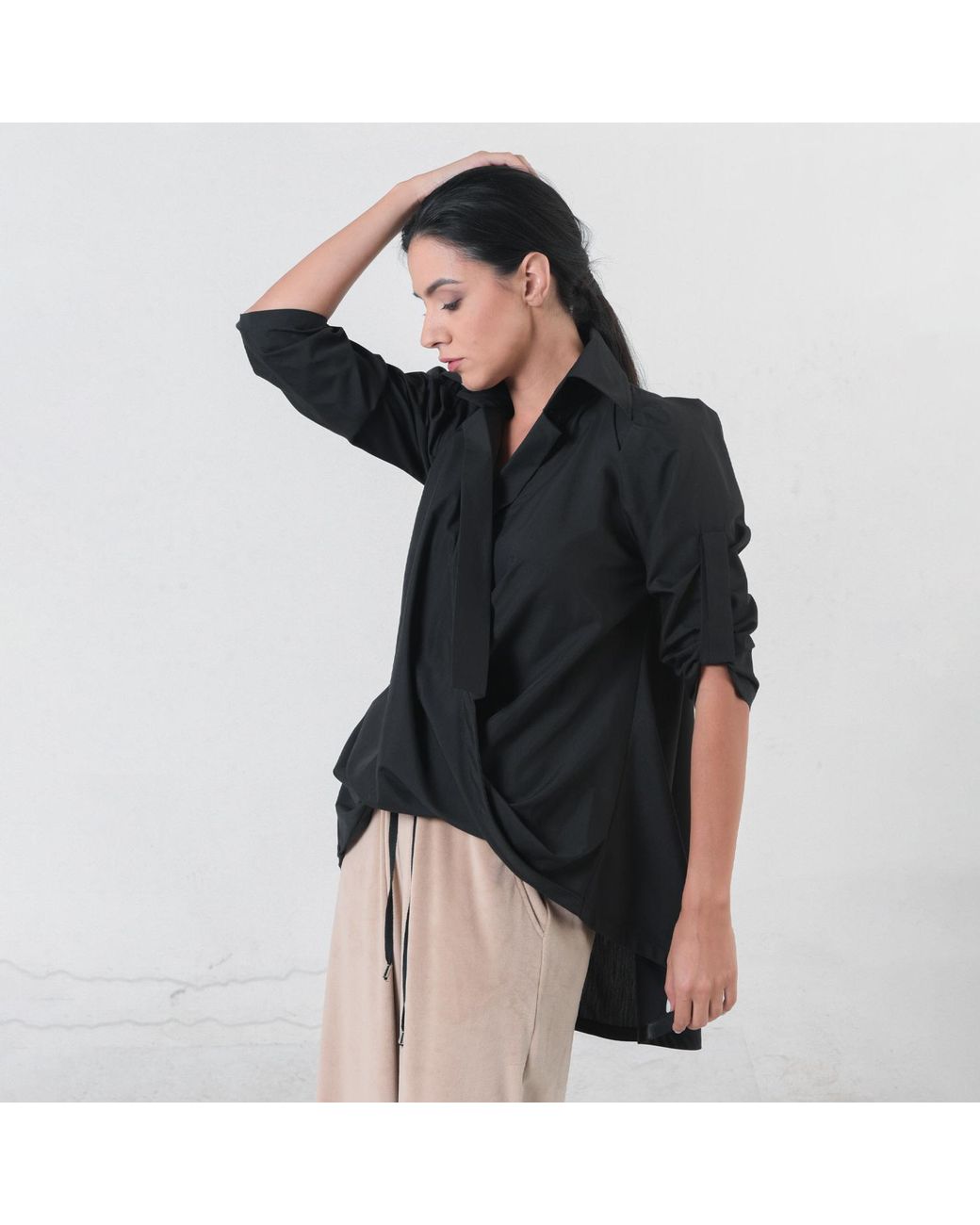 Metamorph Black Oversize Shirt With Belt