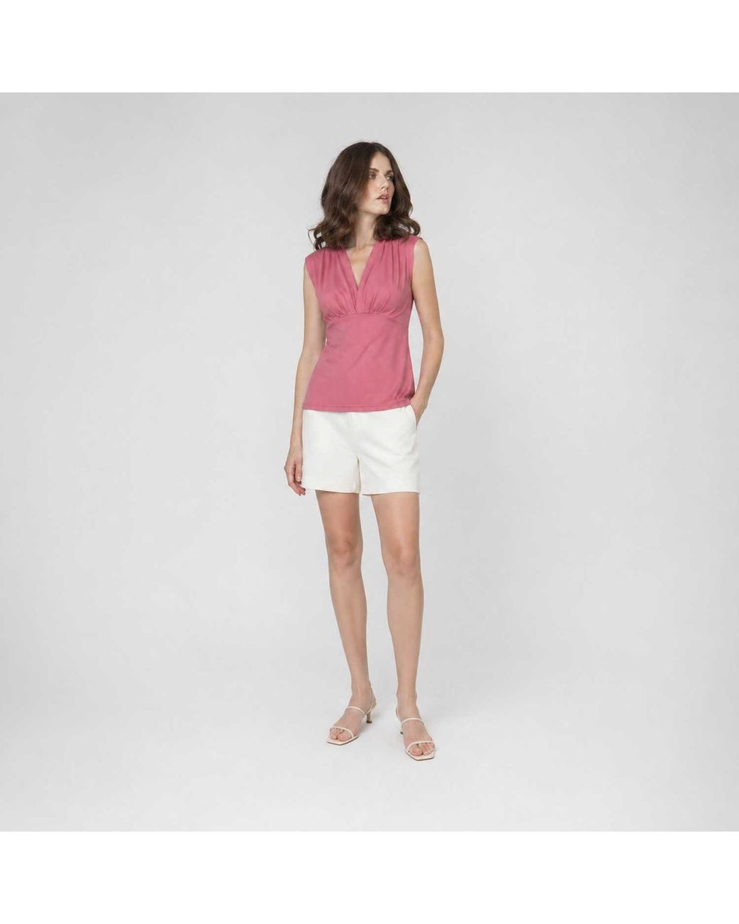 Conquista Pink Dusty Rose Sleeveless V-Neck Fitted Top – Soft Viscose-Blend Fabric