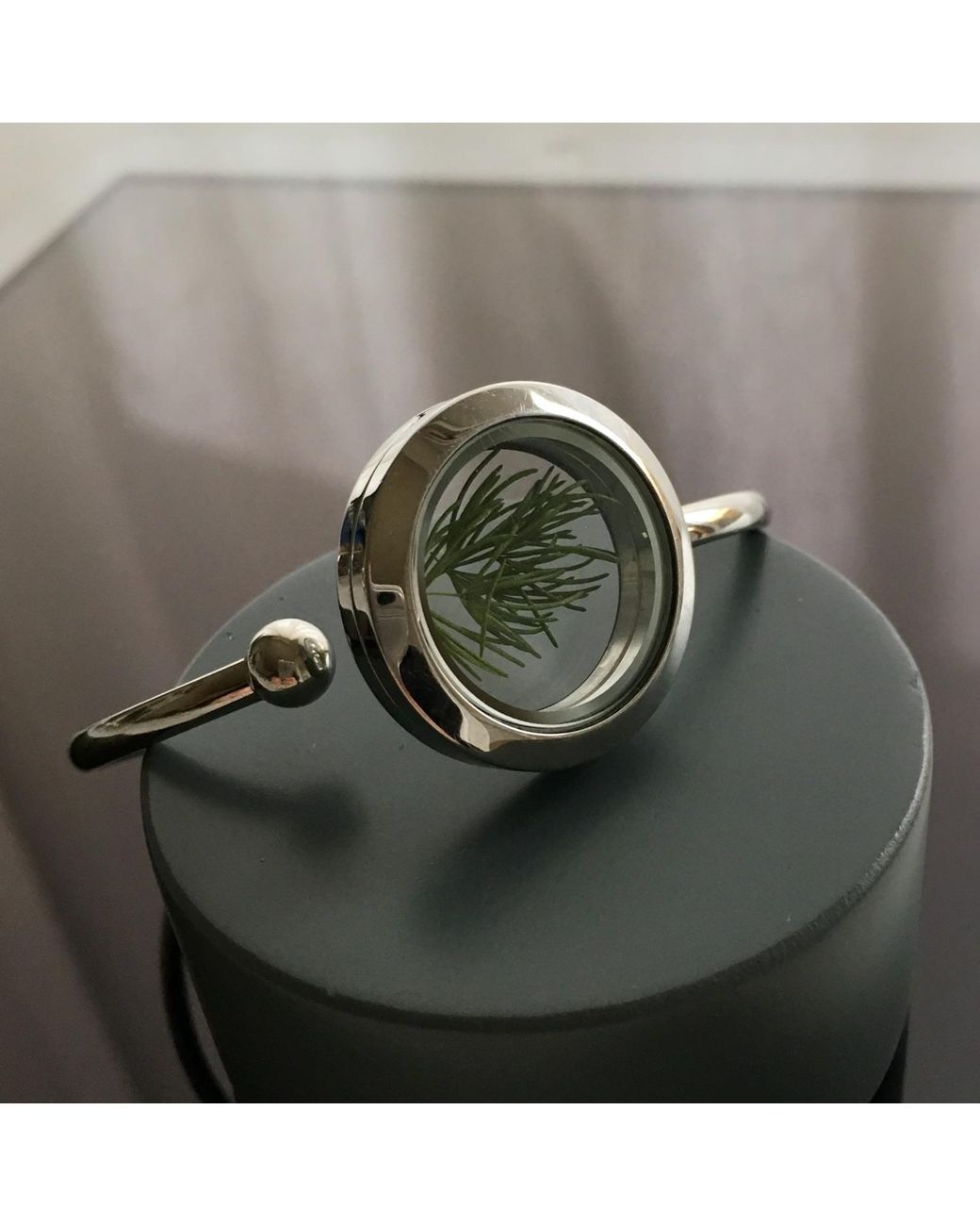 My Little Nature Green Cuff Bracelet With Preserved Pine Needles
