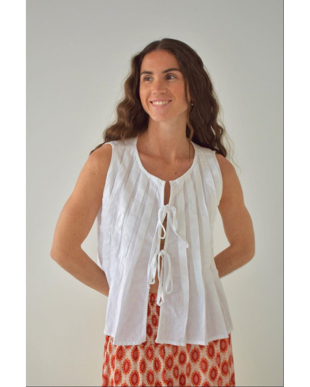 Mind Traveler White Gigi Linen Top