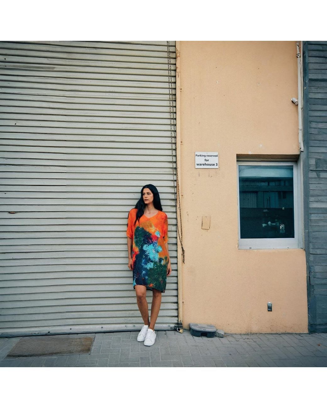 DHARA SHETH DUBAI Orange Canvas & Chaos Abstract Print Short Kaftan Dress
