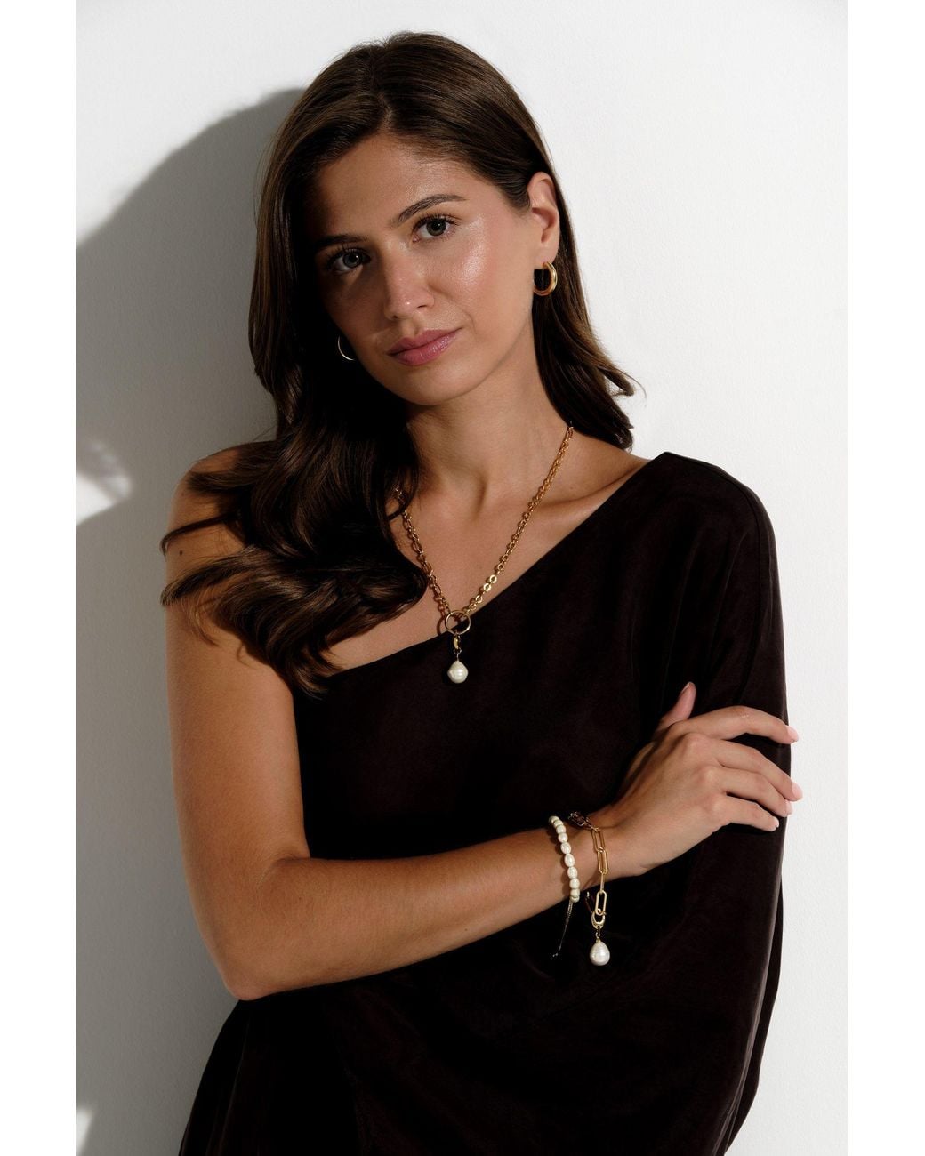Emma Holland Jewellery Metallic Baroque Pearl Friendship Bracelet