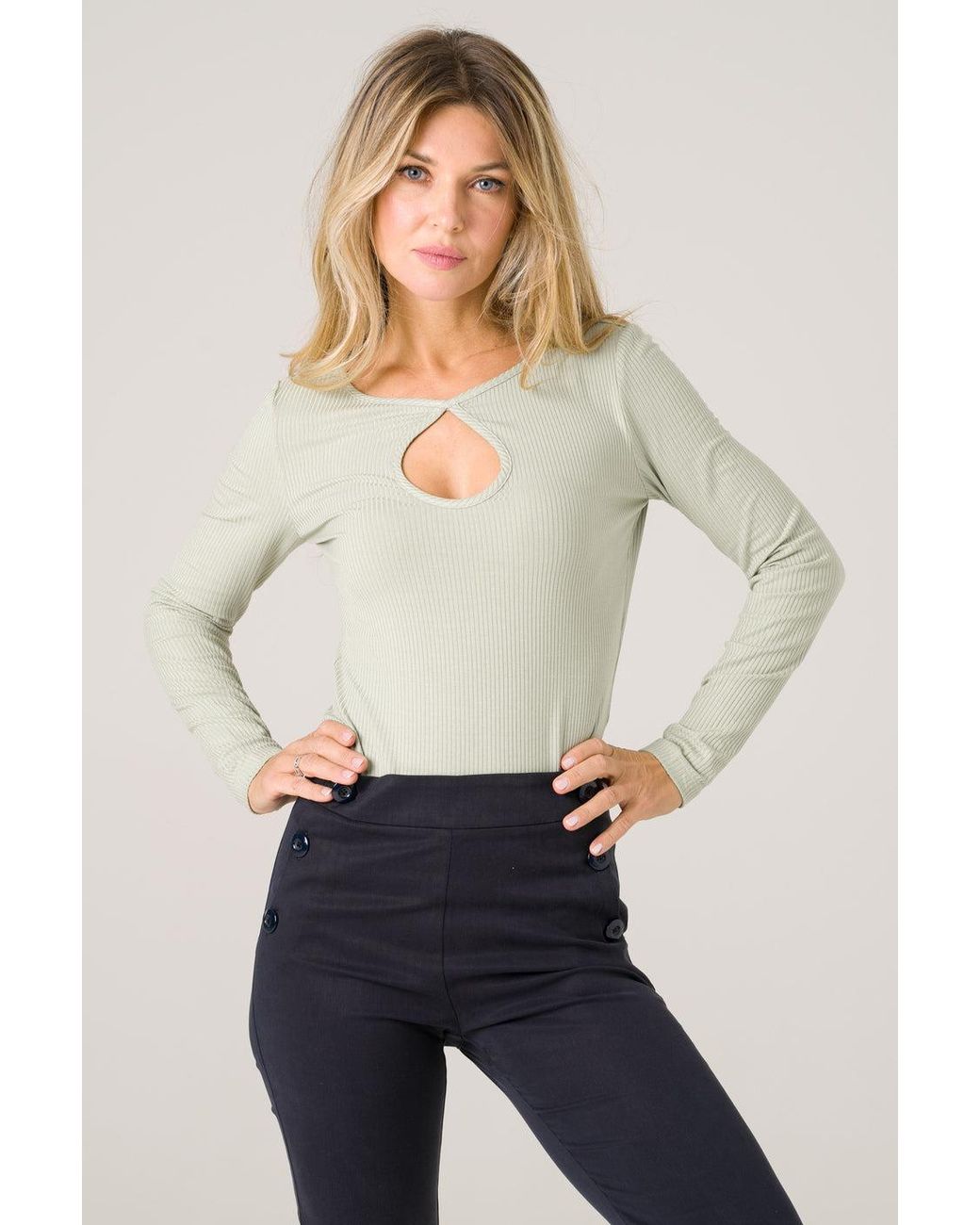 AVANI Apparel Green Mehonia Top