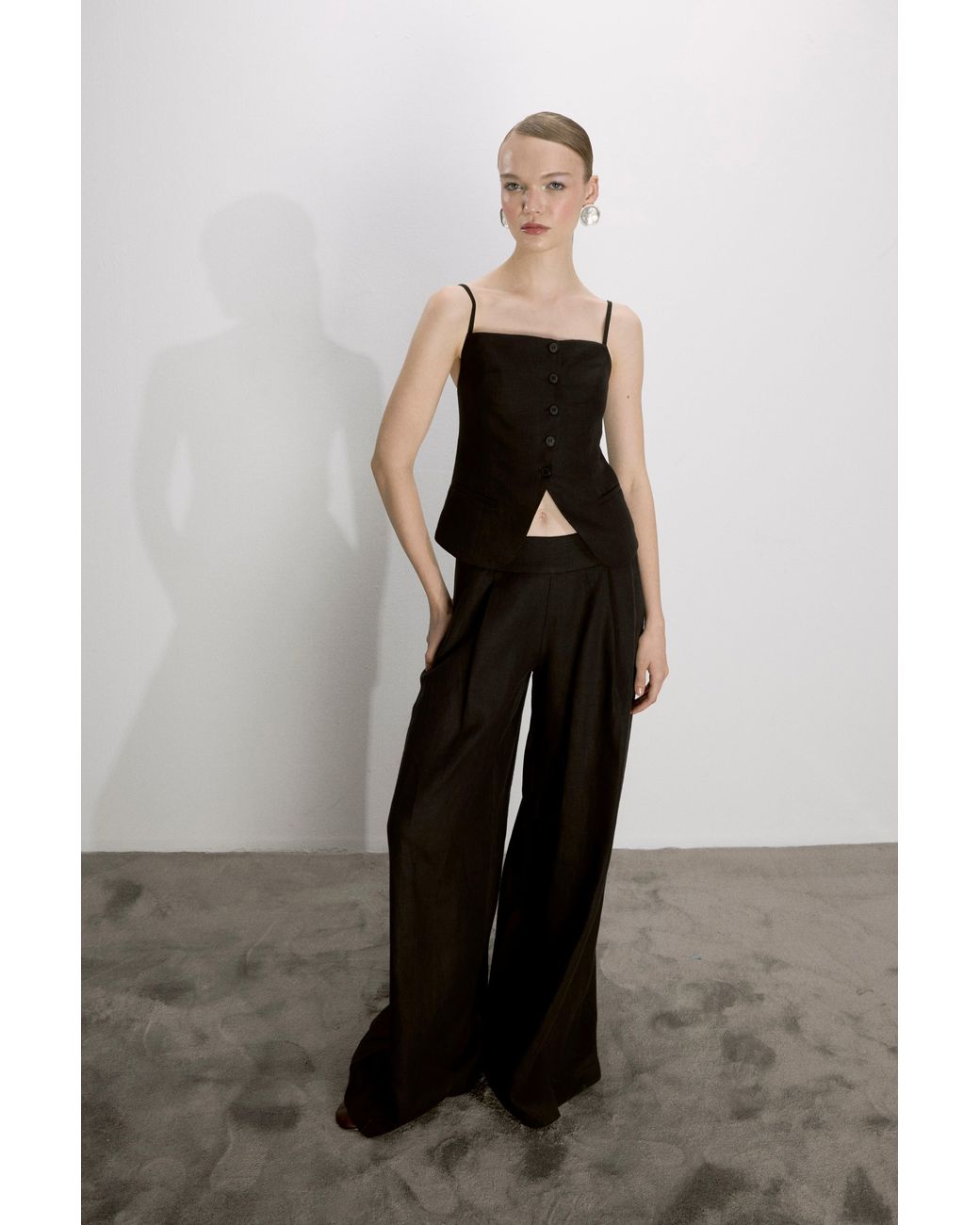 NAZLI CEREN Black Marona Linen Top