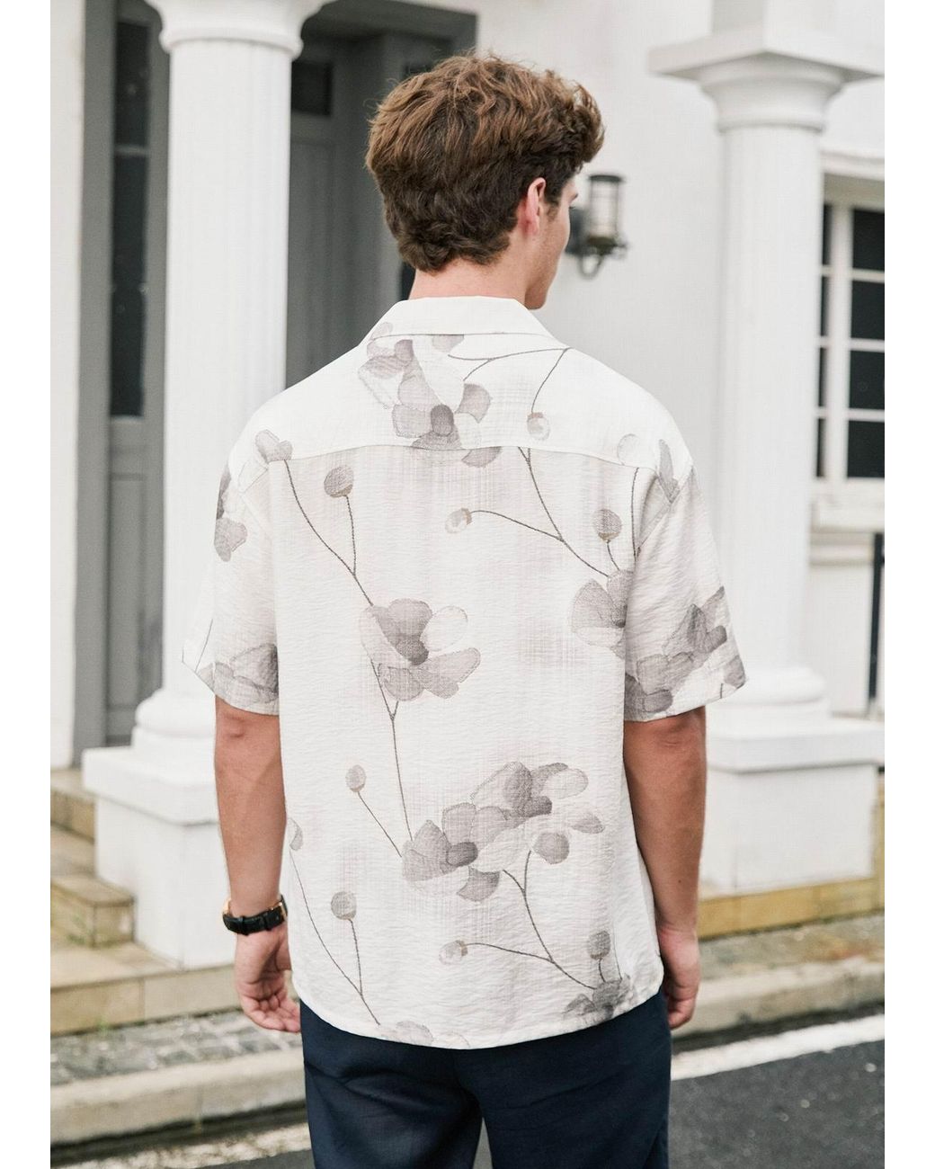 Vayla White Lightweight Short Sleeve Printed Shirt for men