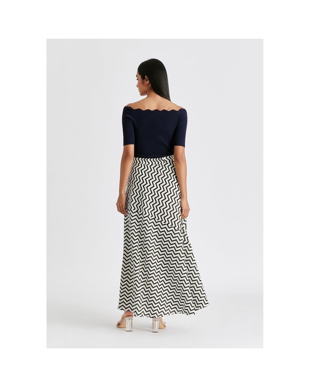 Paisie Blue Scallop Neck Knit Top