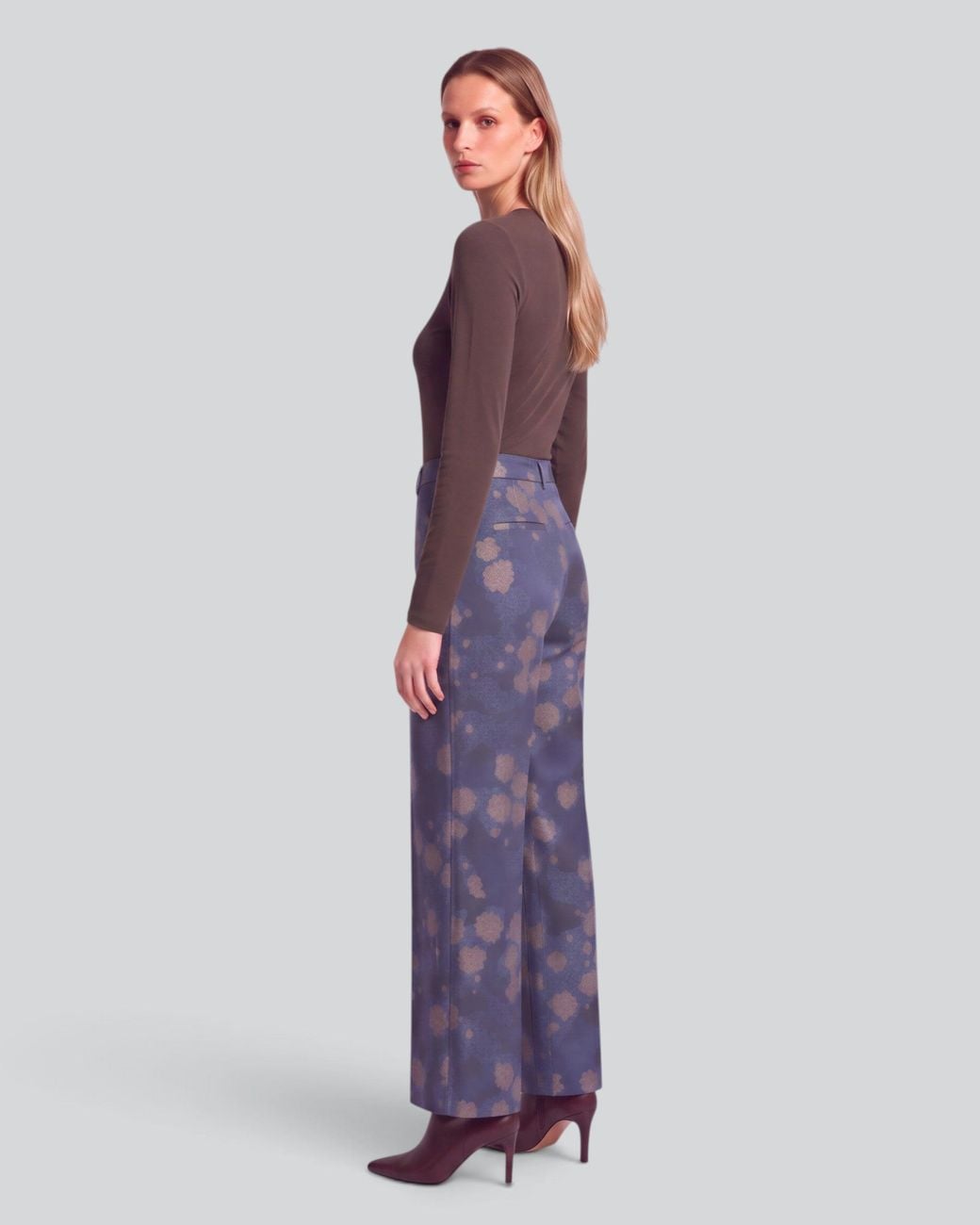 Lords of Harlech Blue Phillis Lans Floral Stretch Tencel Tailored Pant