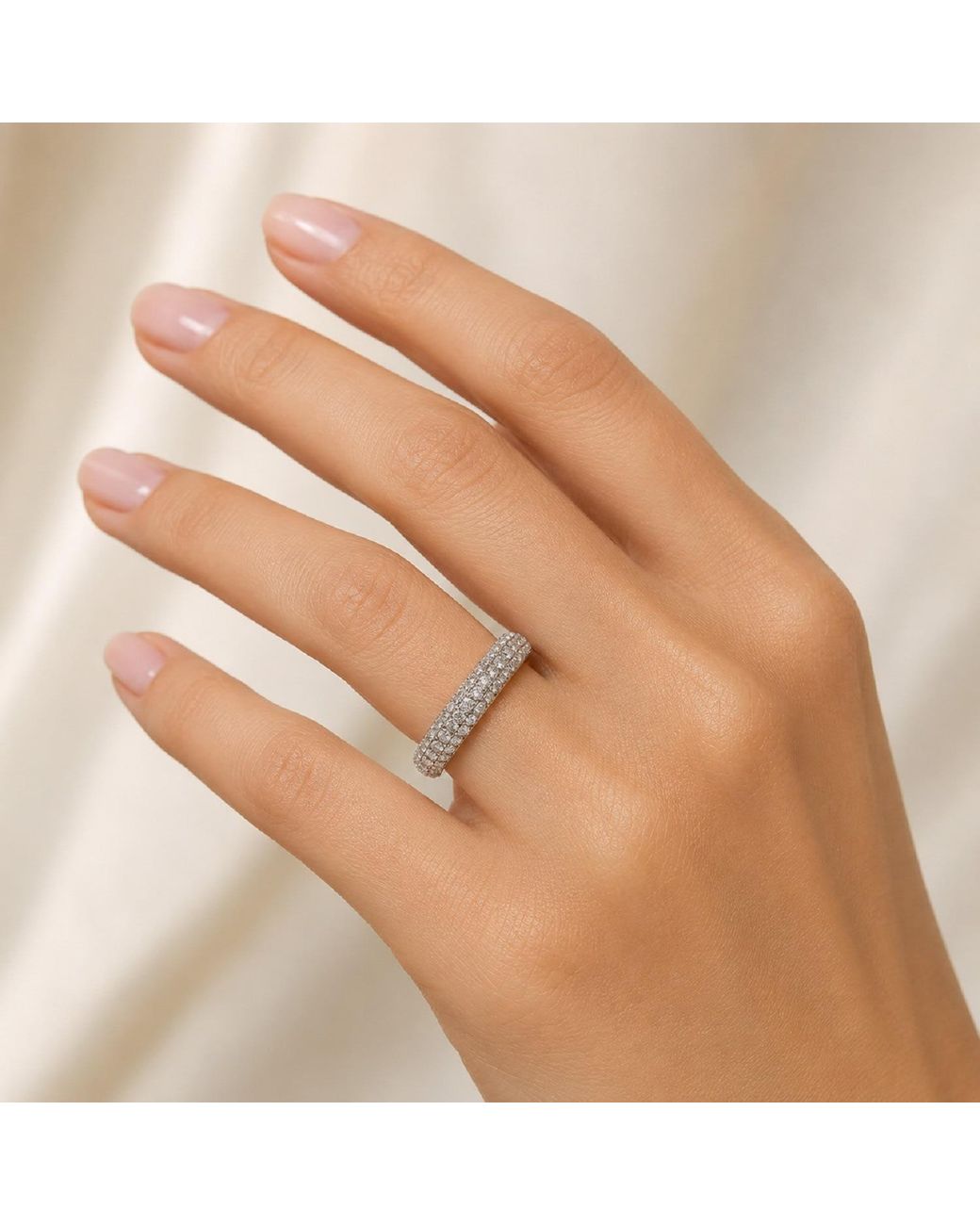 Artisan Metallic 18K Multi-Row Diamond Pave Band Ring