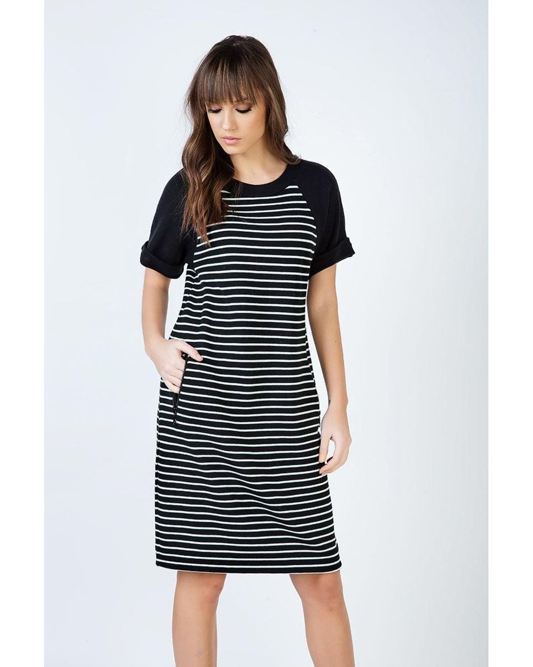 Conquista Black Short Sleeve Striped Dress With Pockets