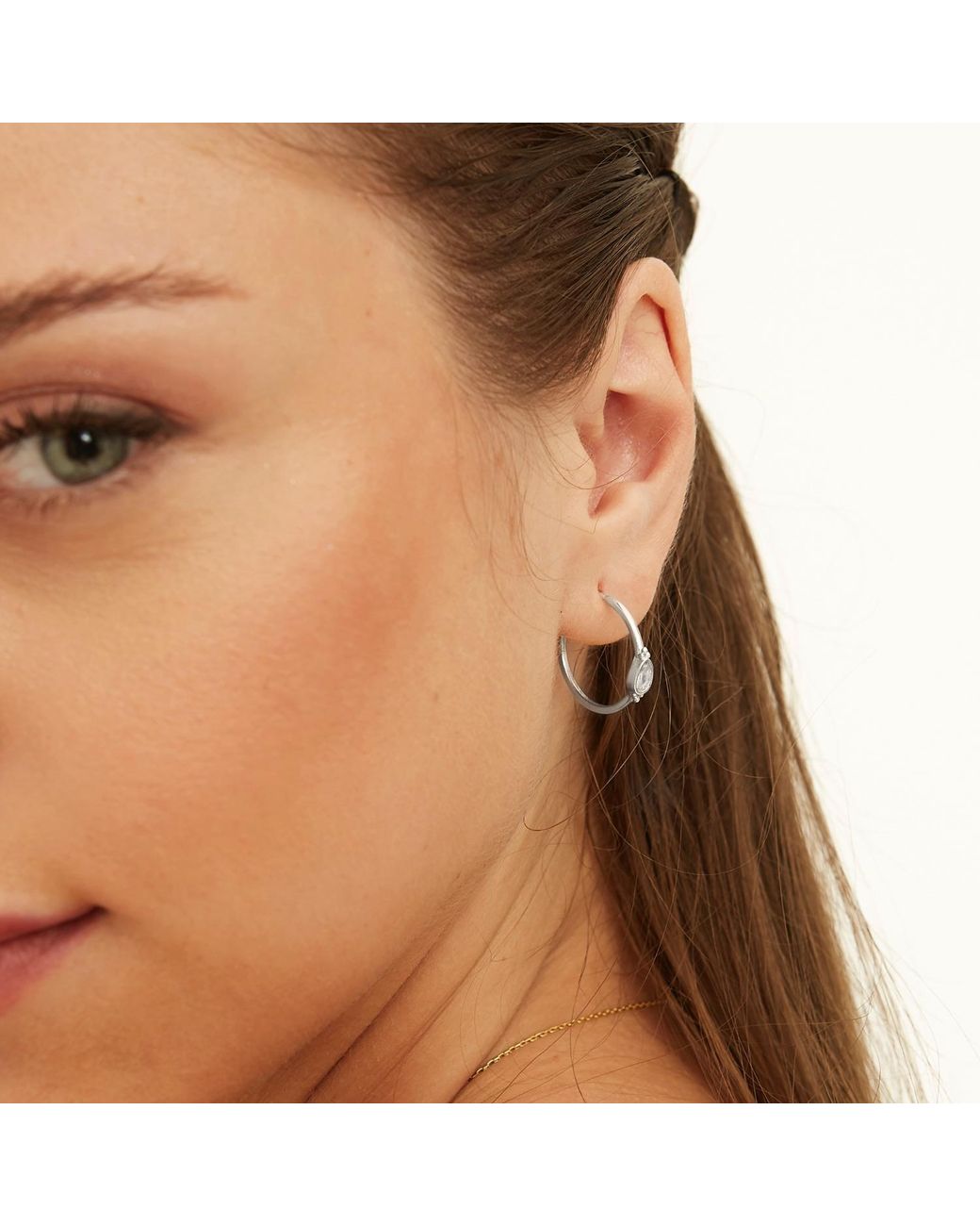 Spero London Metallic Drop Solitaire Earring Sterling