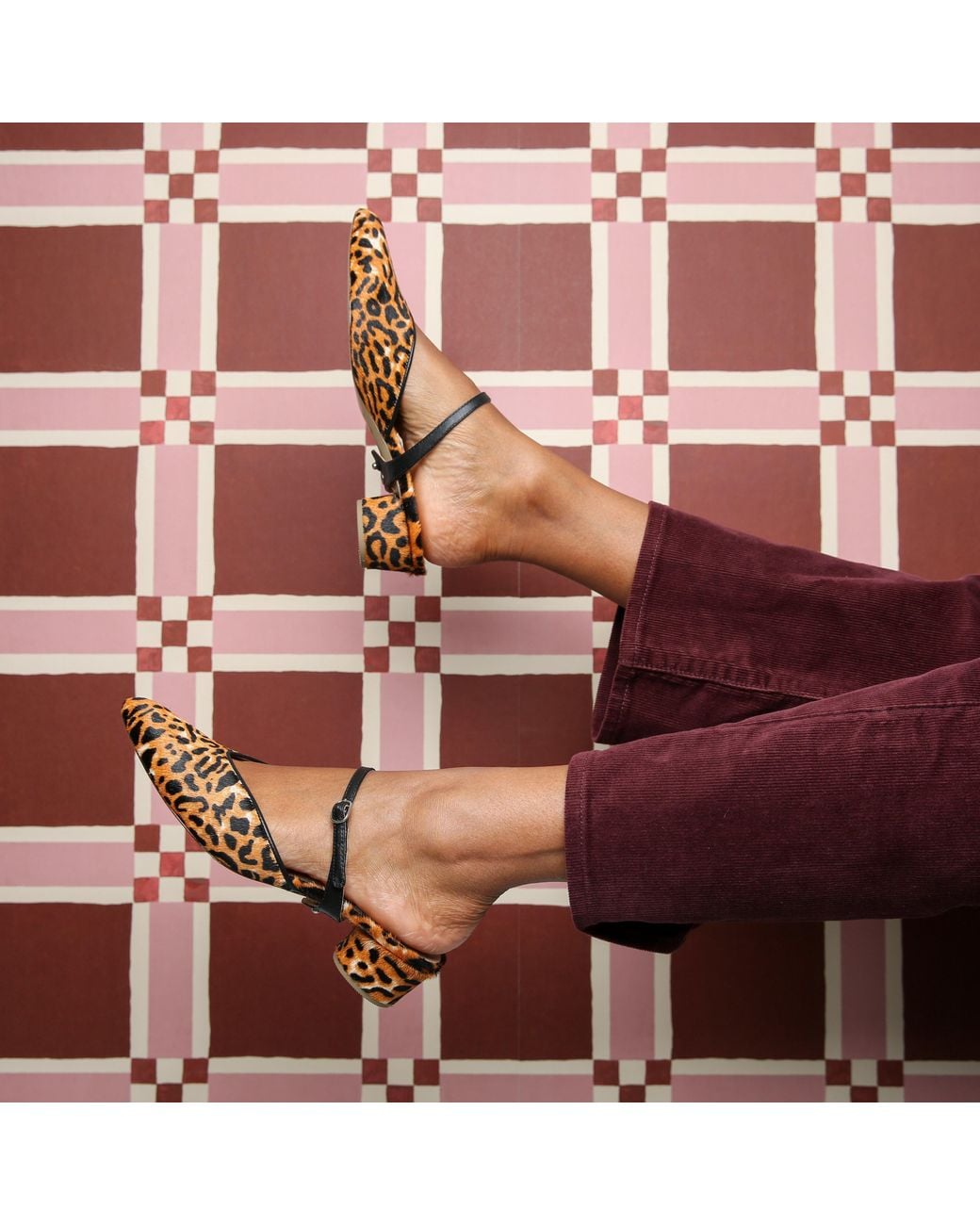 Alterre Brown Neutrals Jaguar Twiggy V Slide