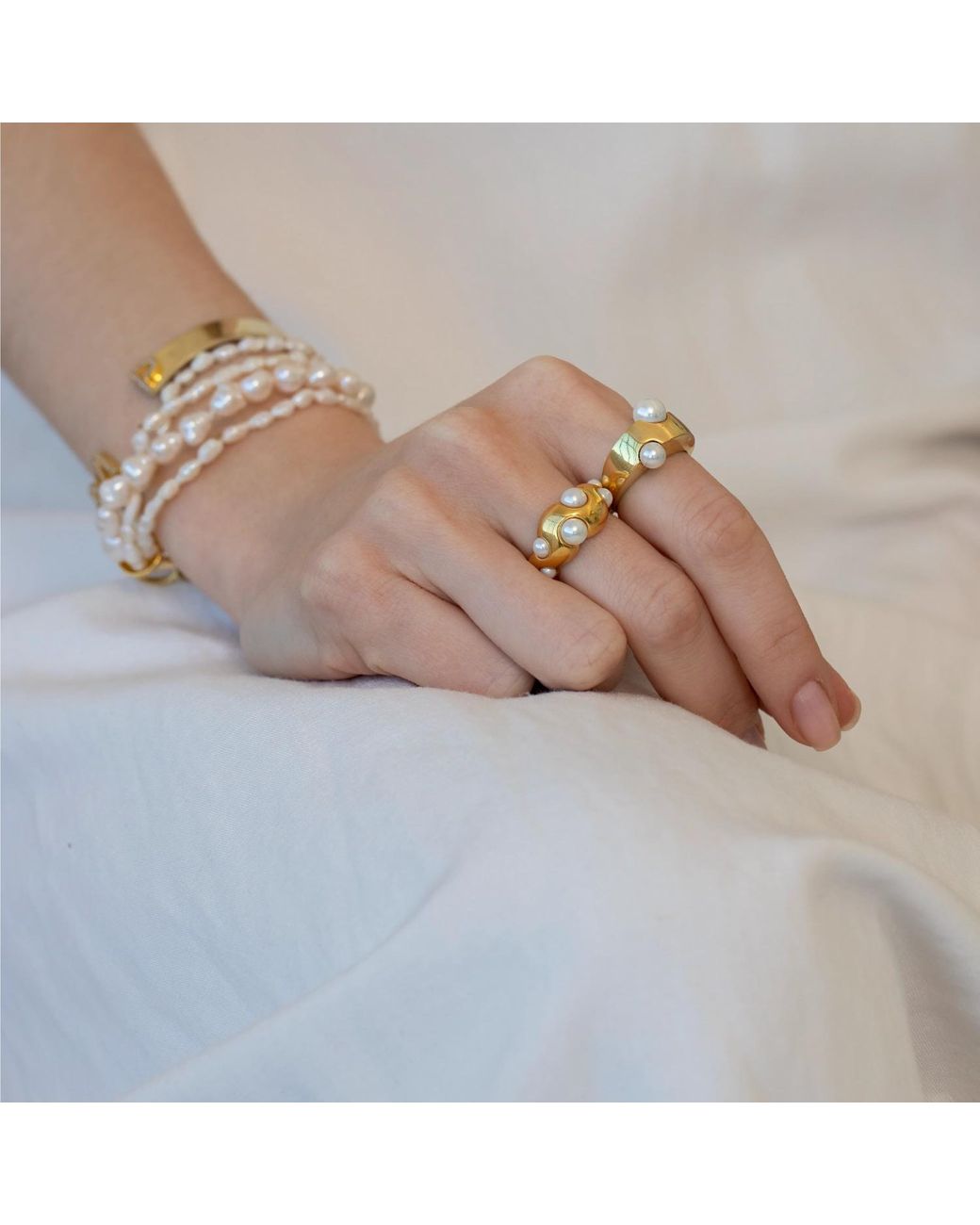 LINYA JEWELLERY Metallic Special Design Pearl Plated Ring