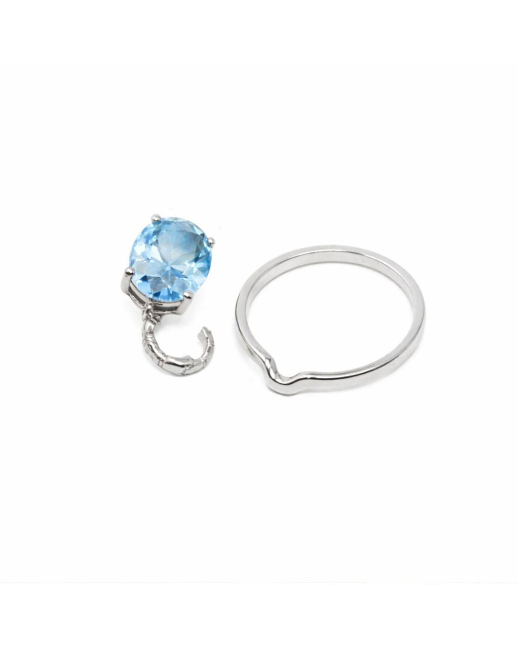 NASI SILVER Blue Crystalis Dancer Dangling Ring- Topaz