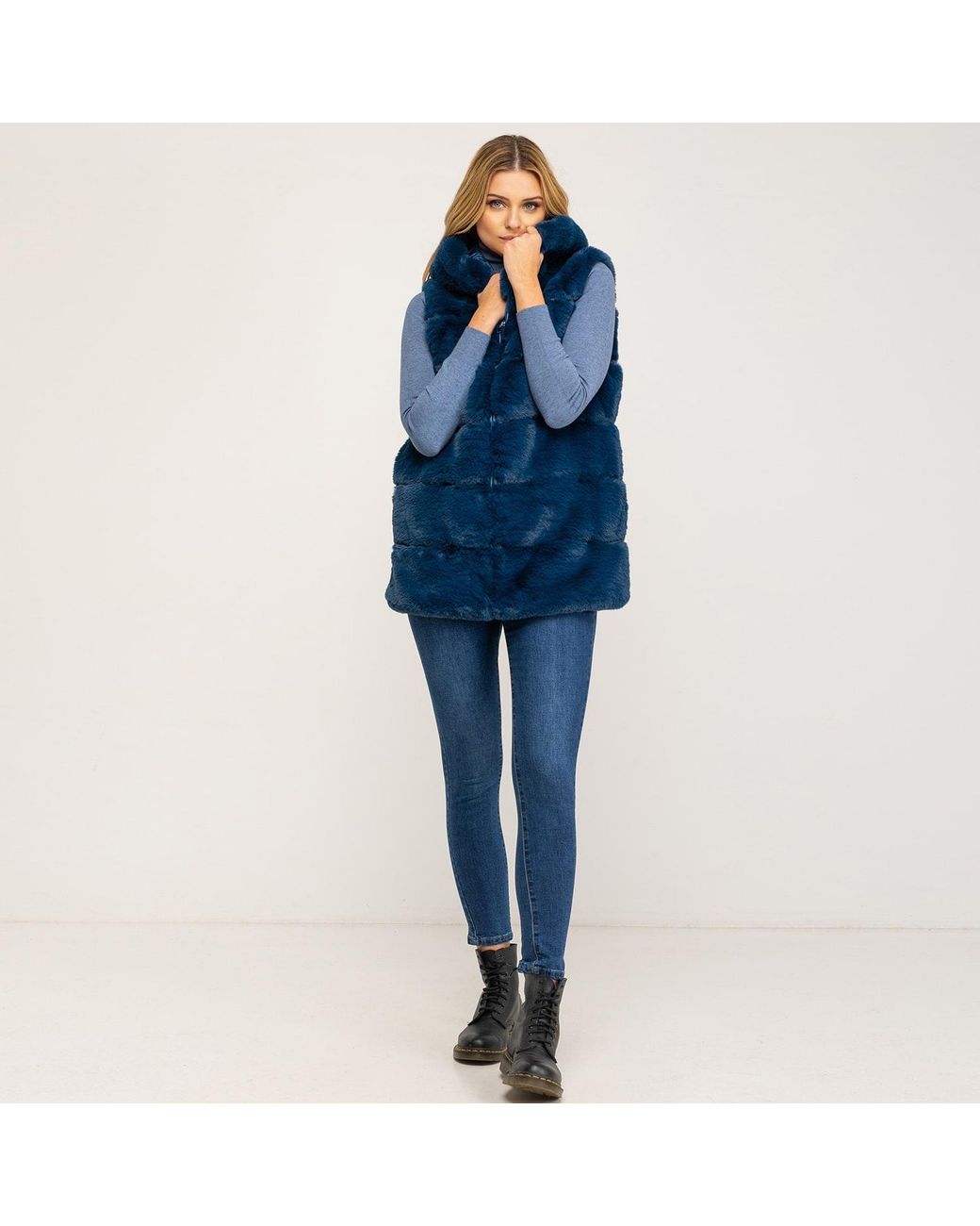 Tantra Spain Sl Blue Fur Vest With Hood And Zipper Closure