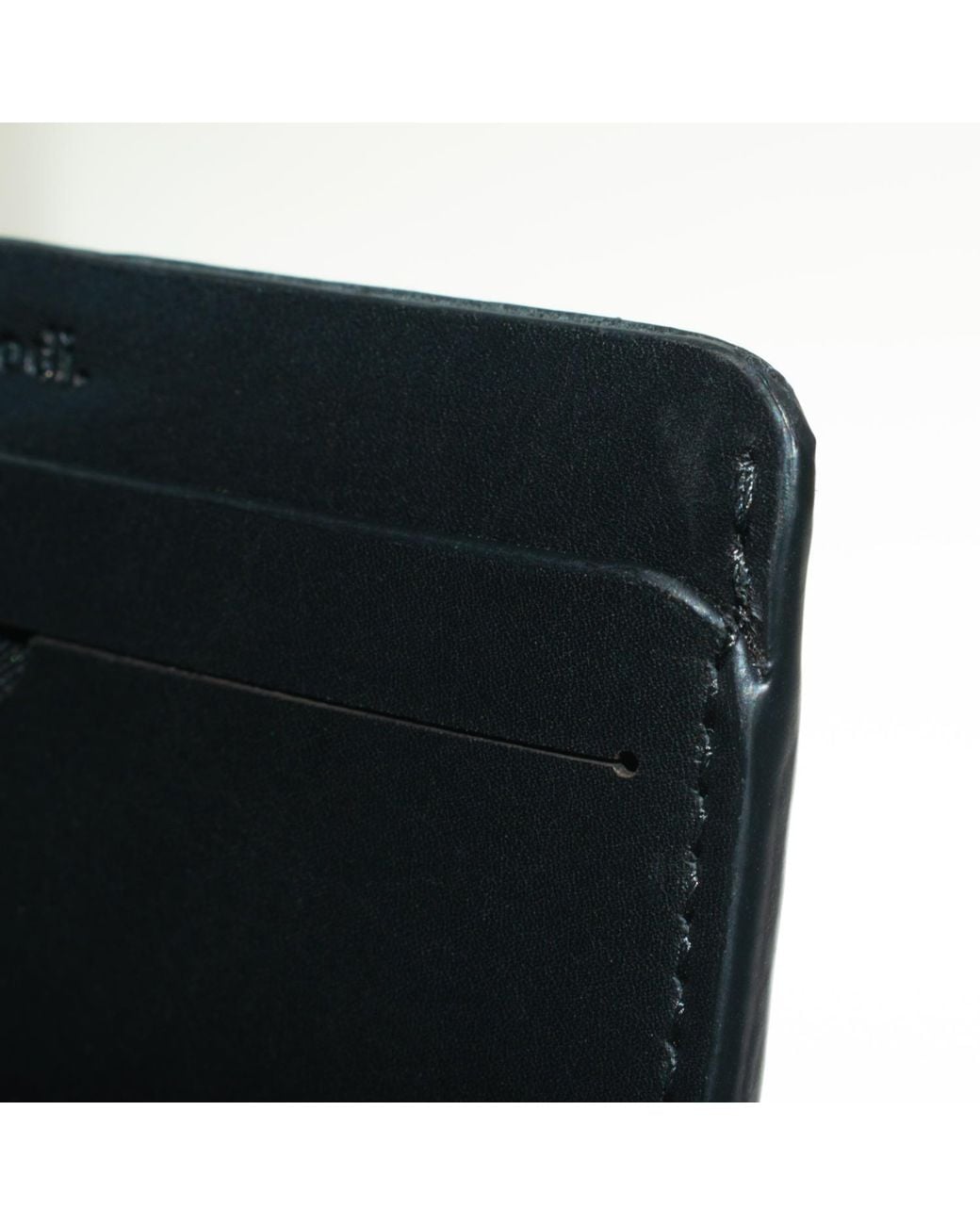 godi. Black Handmade Leather Cardholder for men