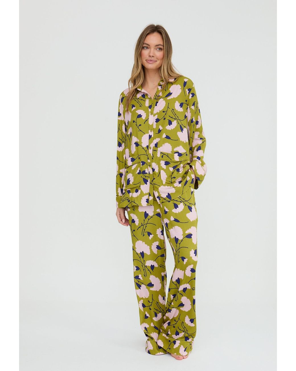 Lily and Lionel Green Evie Long Sleeve Floral Print Pyjama Set