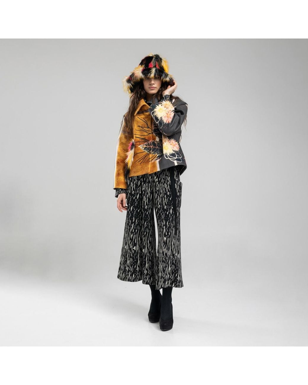 ARTISTA Multicolor Hailey Cropped Coat