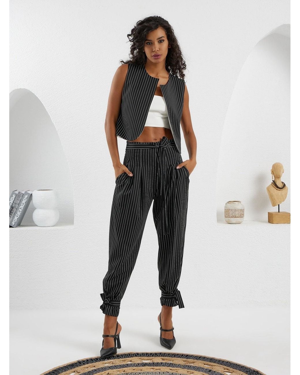 Lumina Eligma Black The Arabesque Vest Ensemble