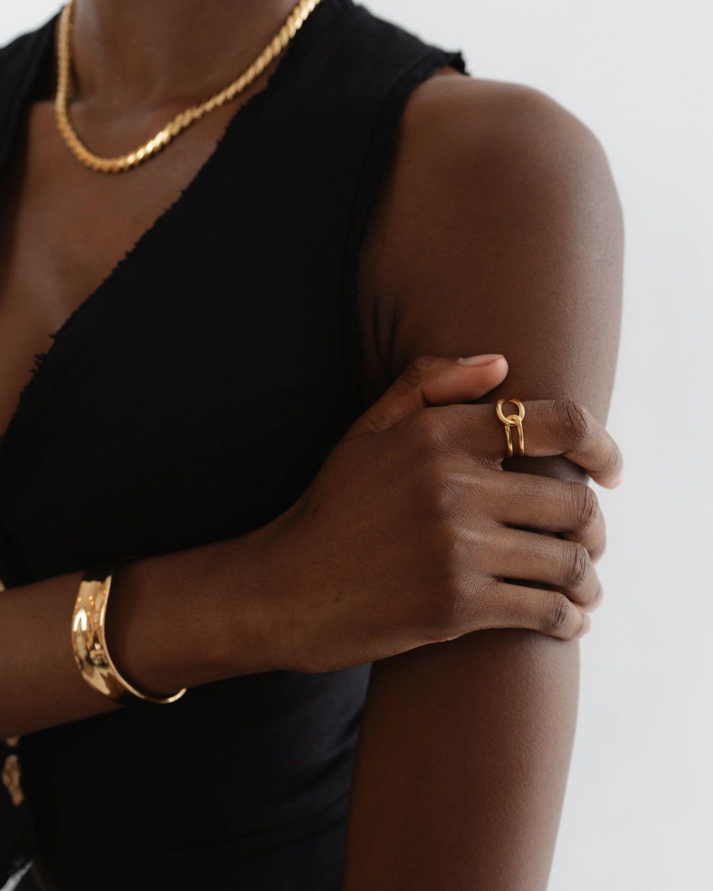 Miss Cecilia Metallic Classic Knot Ring