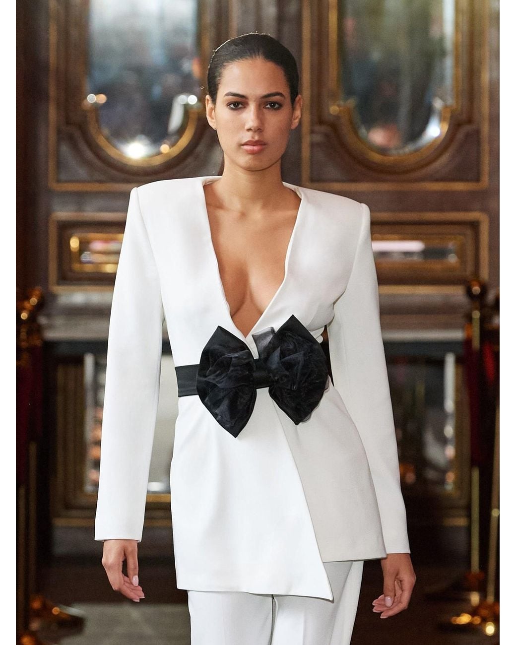 Tia Dorraine White Rare Pearl Blazer With Detachable Bow Belt