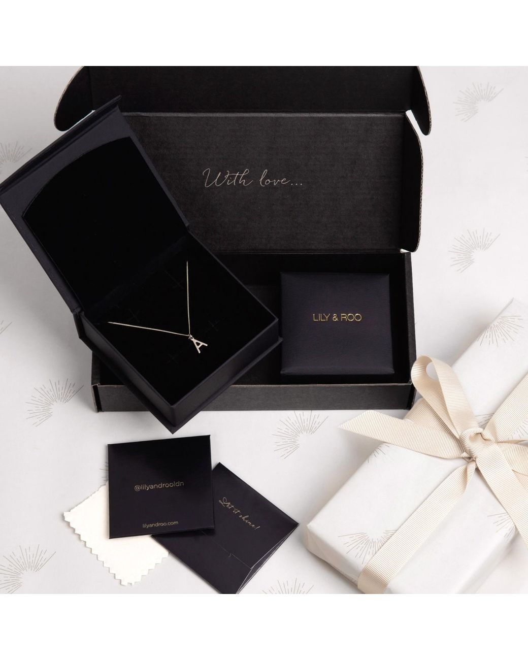 Lily & Roo Metallic Solid Floating Diamond Bracelet