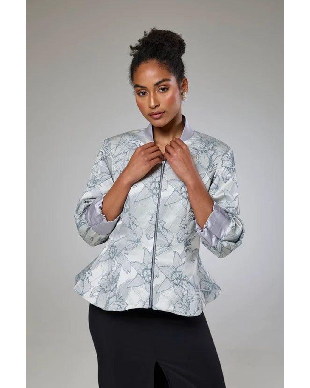 Lioness by Tf Gray Twilight Flora Fitted Jacket Blouse