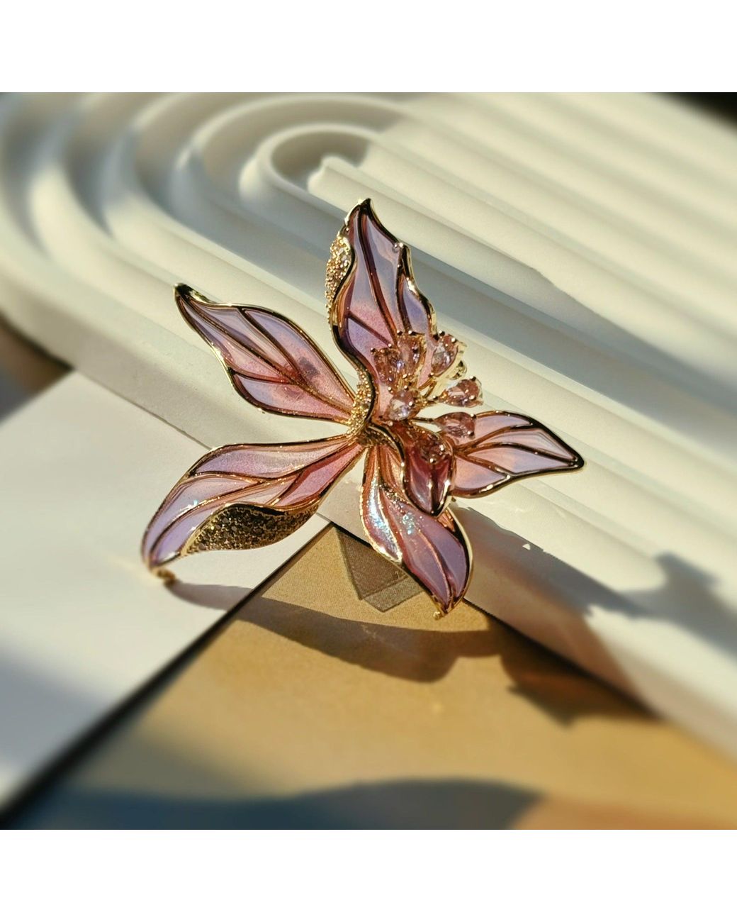Ninemoo Multicolor Iris Bloom Elegance Brooch