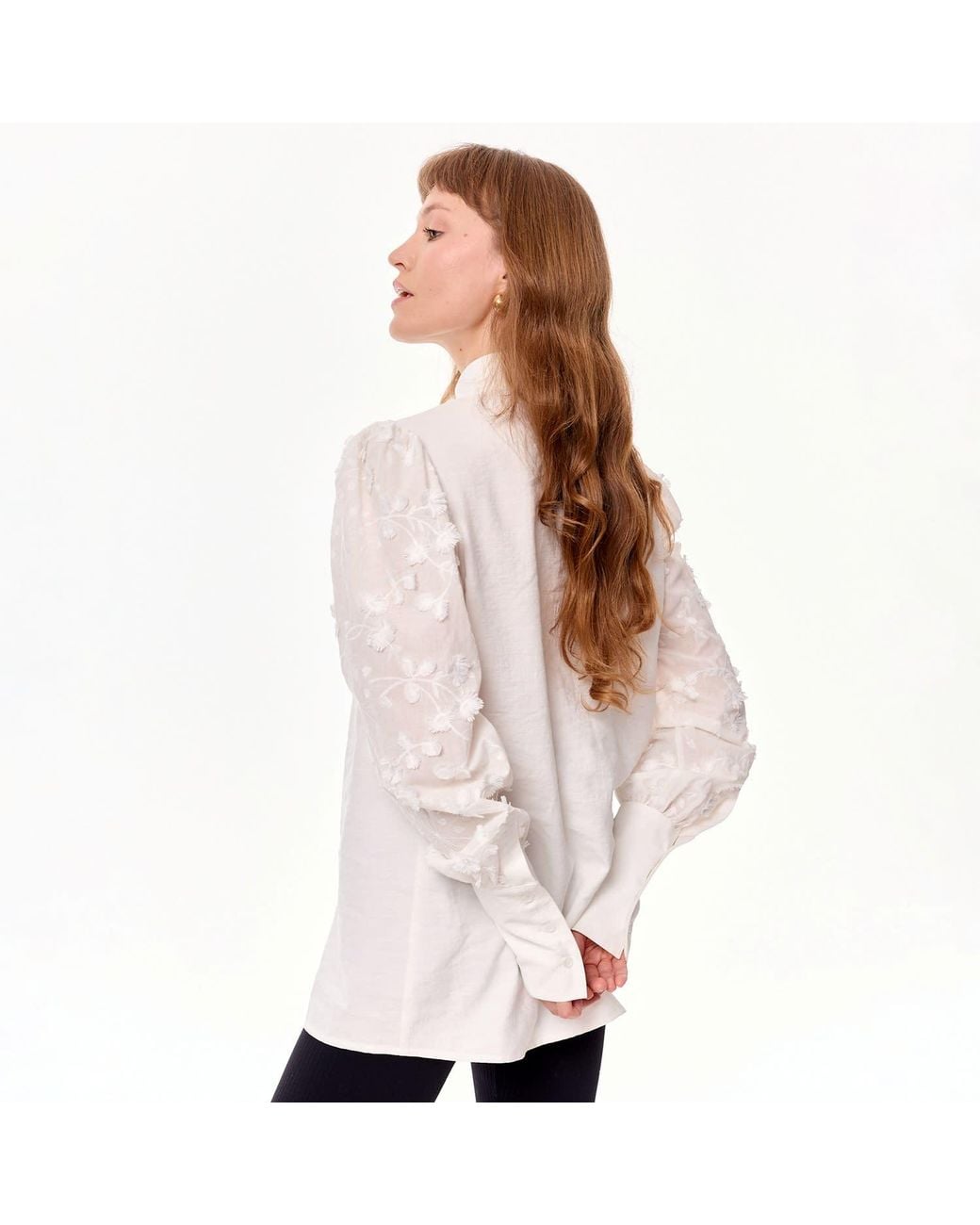 Mandragora White Cotton Ecru Shirt With Embroidered Sleeves – Madden