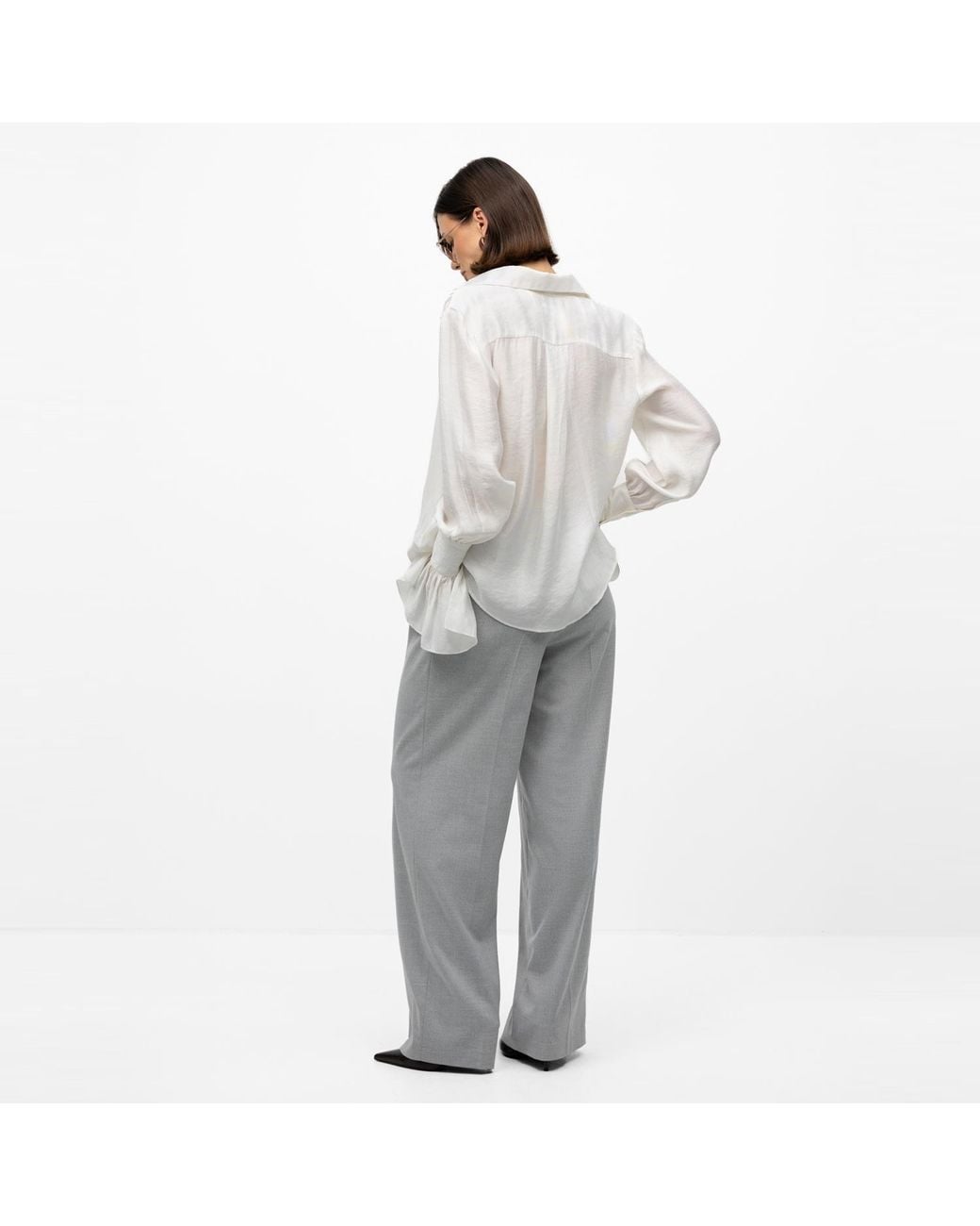 Mandragora White Crinkled Shirt With Decorative Cuffs Carmen Ecru