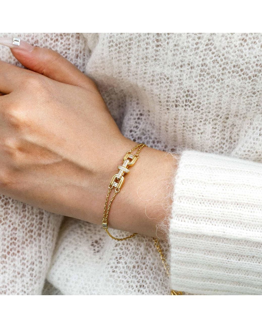 Vanimy Metallic Holy Door Link Bracelet