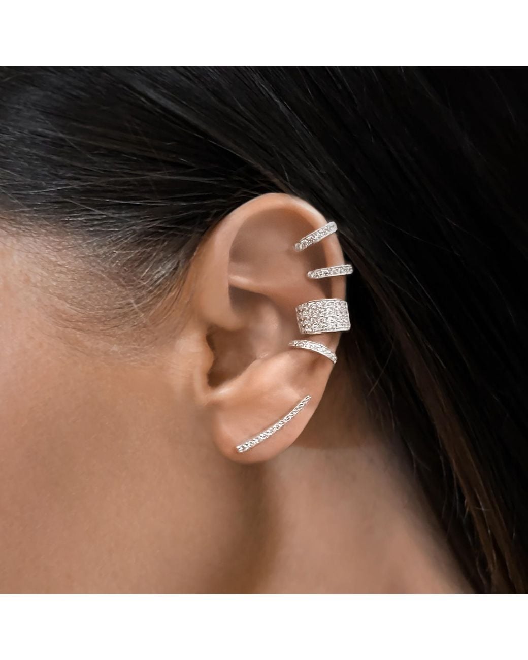 SALLY SKOUFIS White Destiny Ear Cuff With Made Cz Diamond Stimulant