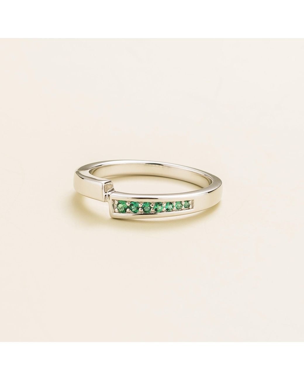 Juvetti White Vero Ring