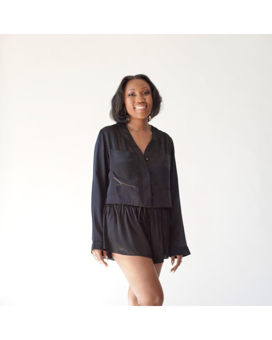 Je Mérite (I Deserve) Blue Silk Pleated Short