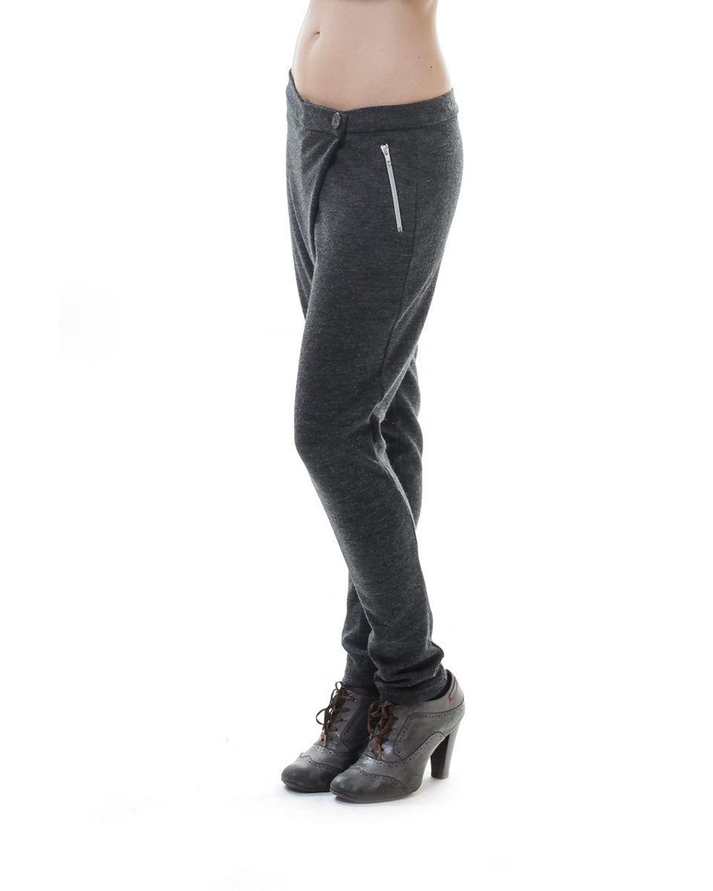 Conquista Black Crossover Pants
